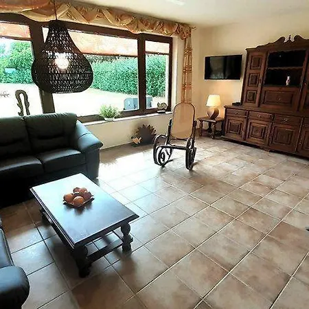 Gemuetliche-wohnung-1-im-eg-eines-einzelhauses-mit-4-we Dreschvitz