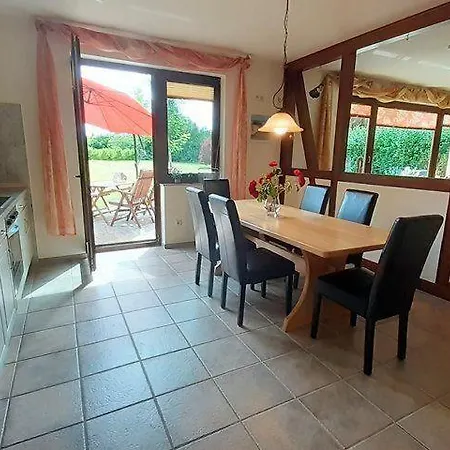 Appartement Gemuetliche-wohnung-1-im-eg-eines-einzelhauses-mit-4-we *